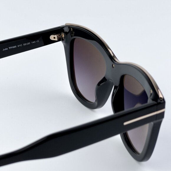 Tom Ford Women BRAND NEW Sunglasses JULIE Black Gradient Smoke Cat Eye FT0685 - Picture 9 of 14